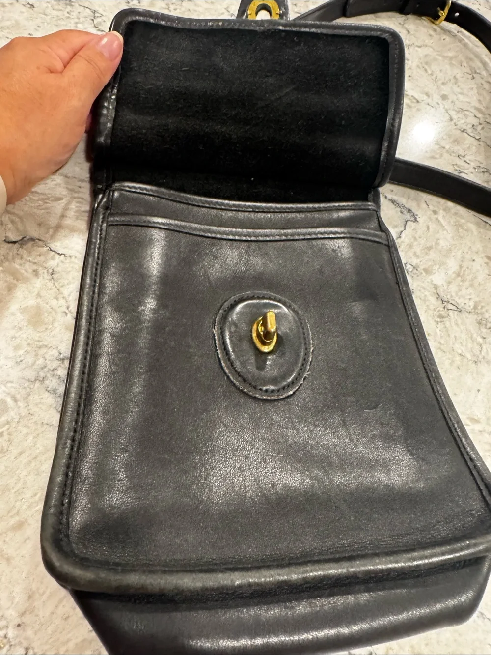Coach Vintage Murphy Crossbody Bag 9930 Black Leather Brass Hardware